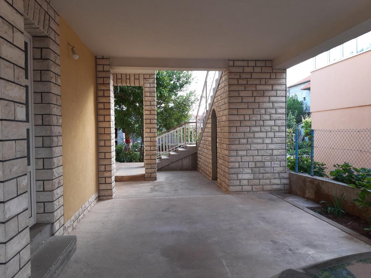 Apartment Jardin With Free Cowered Parking ซาดาร์ ภายนอก รูปภาพ