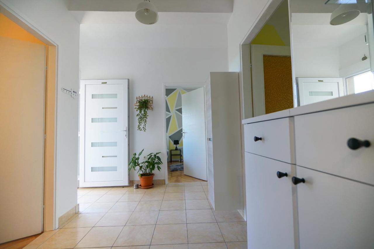 Apartment Jardin With Free Cowered Parking ซาดาร์ ภายนอก รูปภาพ