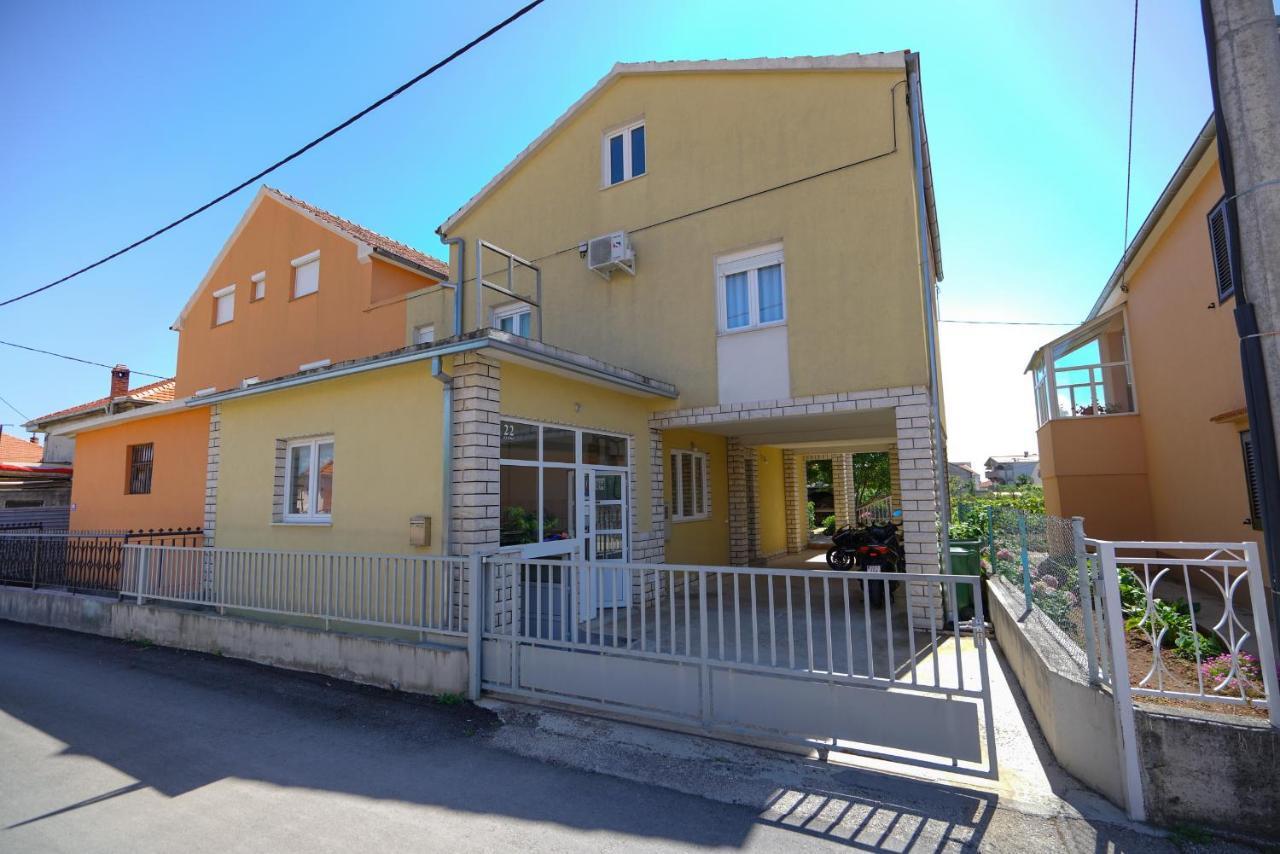 Apartment Jardin With Free Cowered Parking ซาดาร์ ภายนอก รูปภาพ