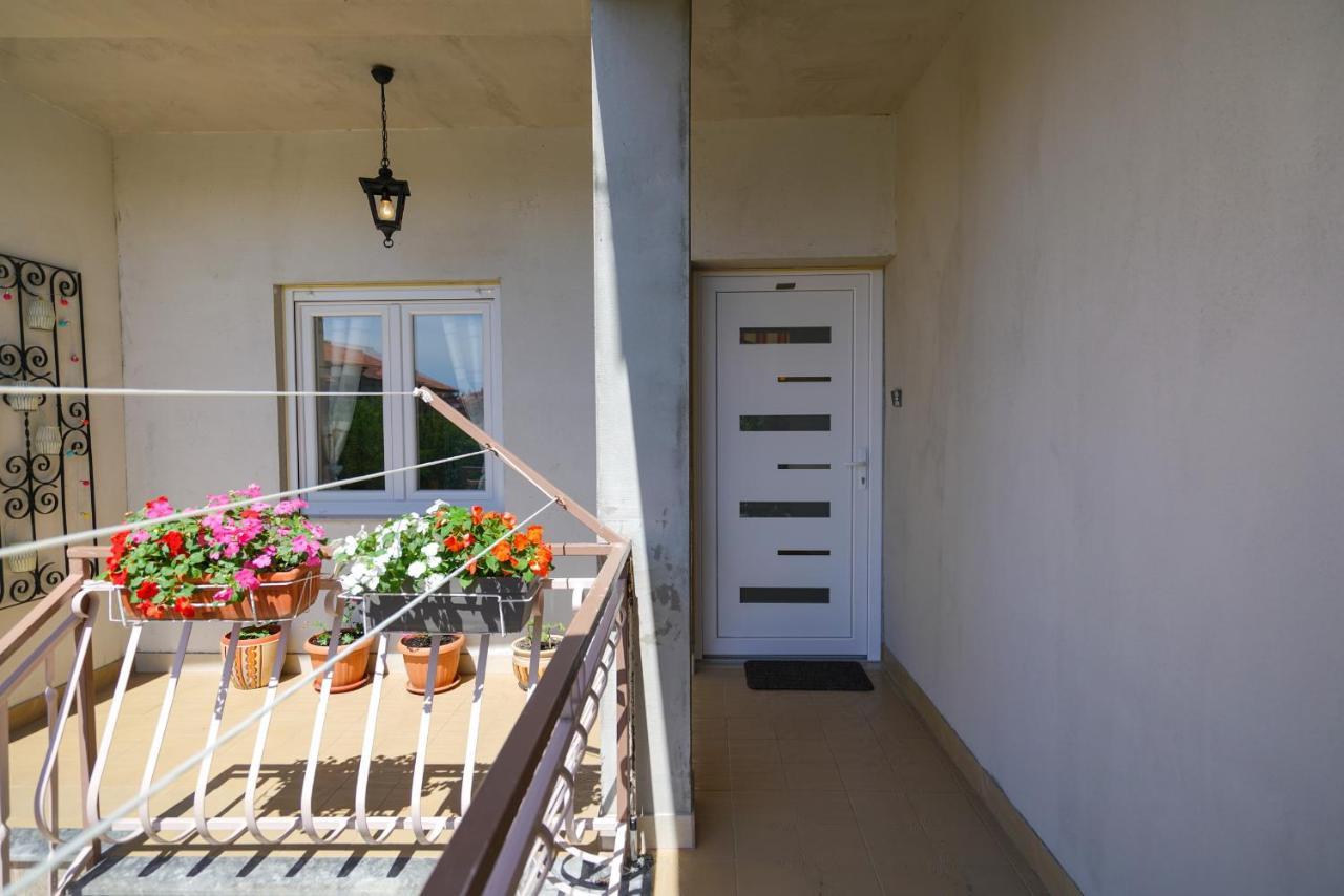 Apartment Jardin With Free Cowered Parking ซาดาร์ ภายนอก รูปภาพ