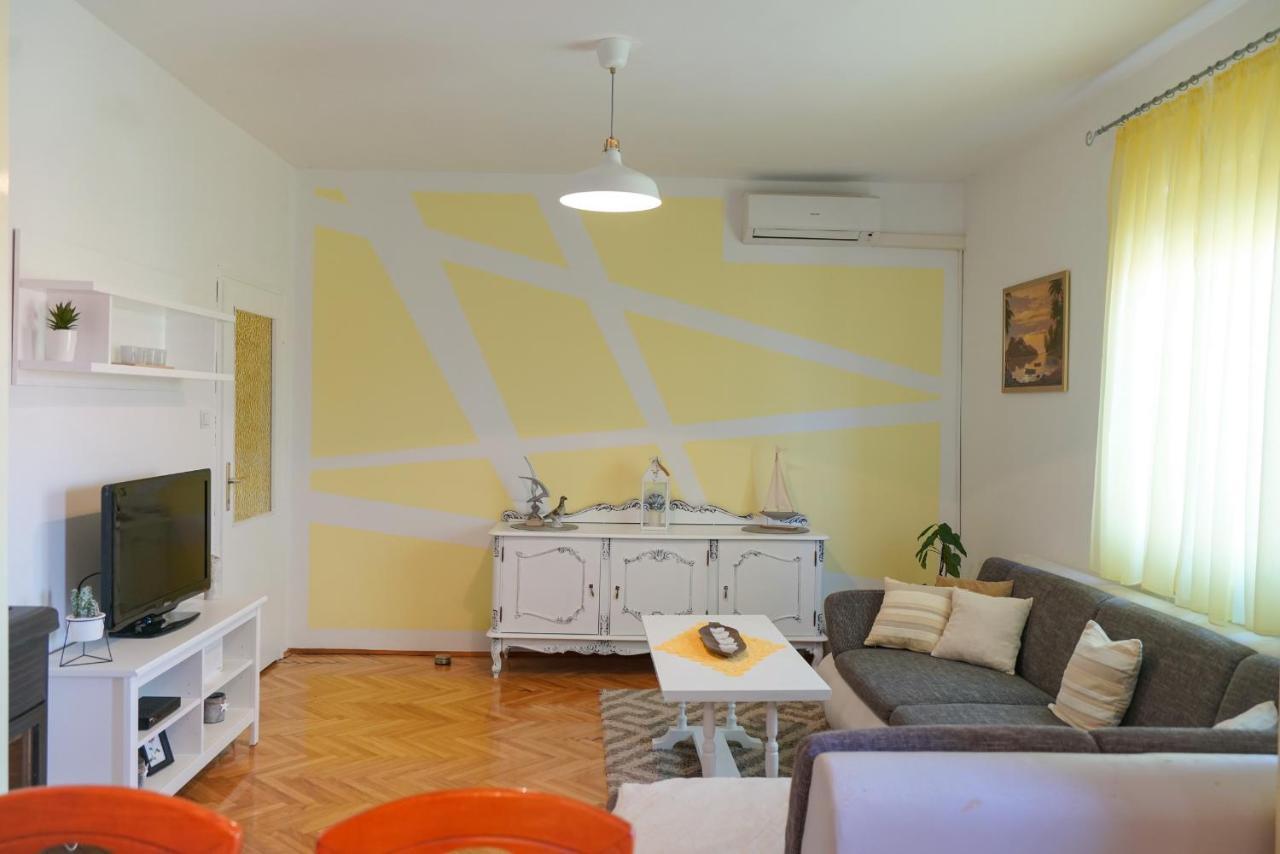 Apartment Jardin With Free Cowered Parking ซาดาร์ ภายนอก รูปภาพ